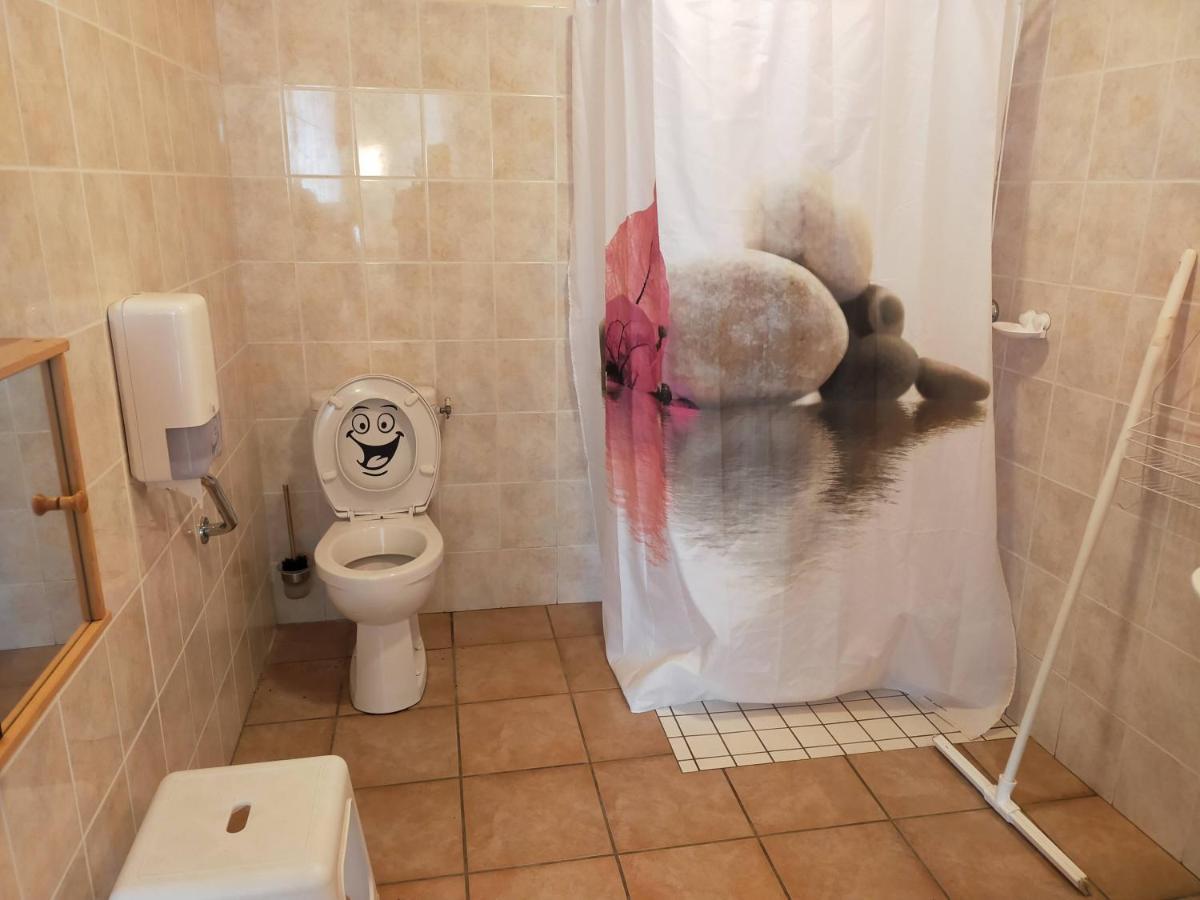 Chambres D'Hotes De L'Auberge L'Astrassadou Rezentieres Luaran gambar