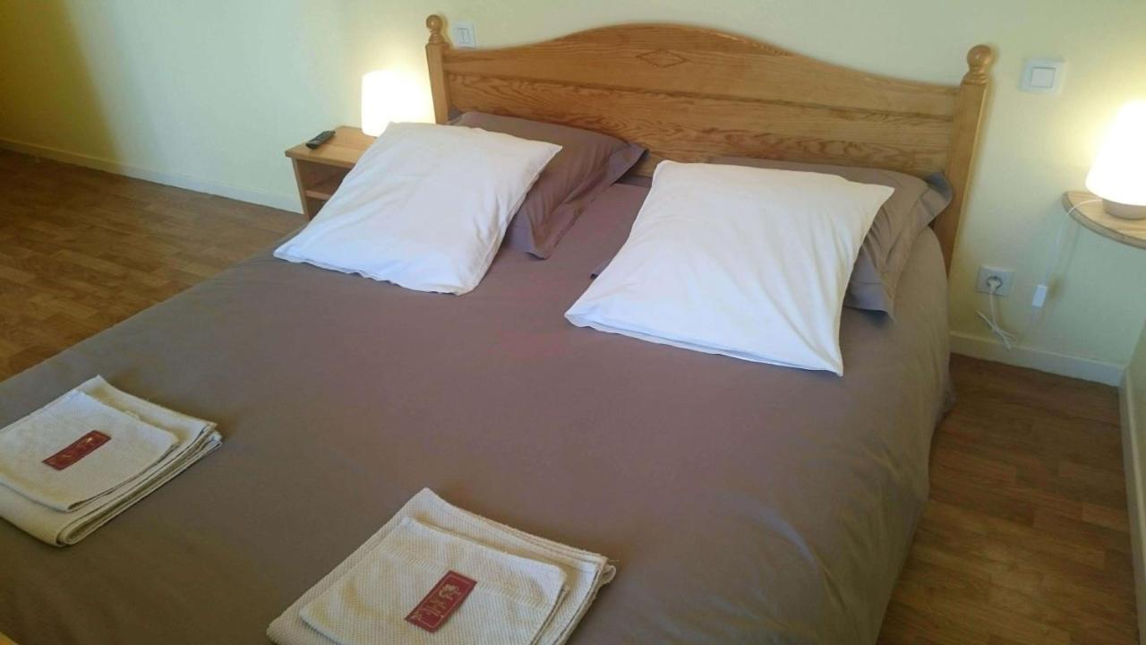Chambres D'Hotes De L'Auberge L'Astrassadou Rezentieres Luaran gambar