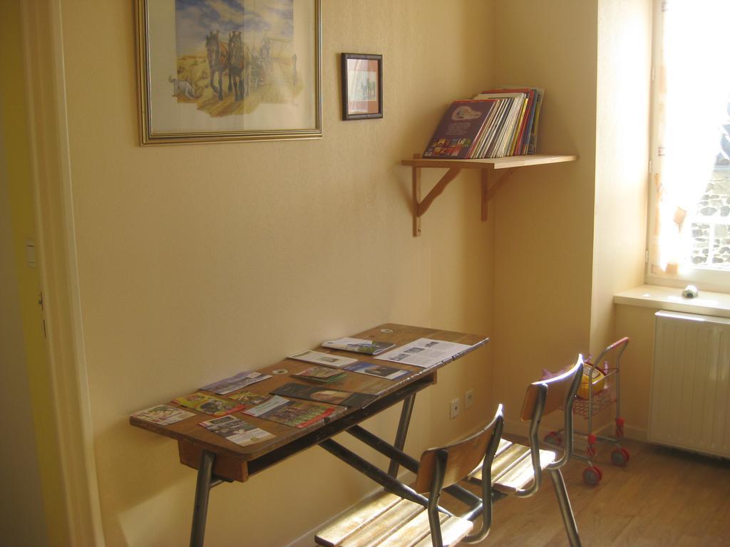 Chambres D'Hotes De L'Auberge L'Astrassadou Rezentieres Luaran gambar